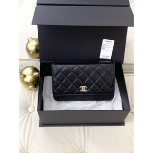 Chanel Women Pre-Loved Bag Brand New Condition